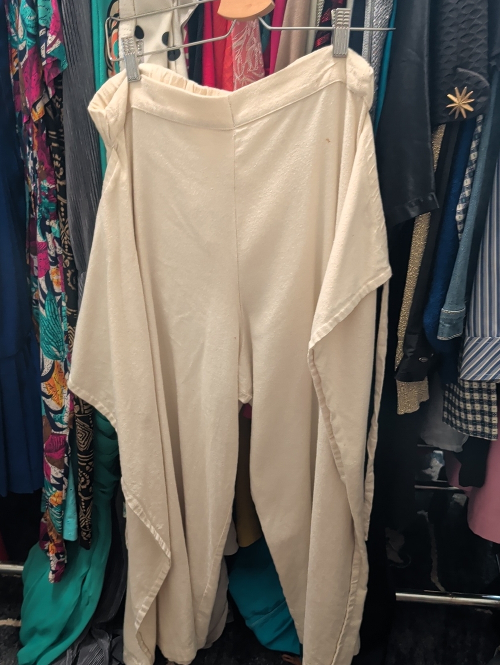 Black Crane Women's Cream Wide-Leg Draped Pants